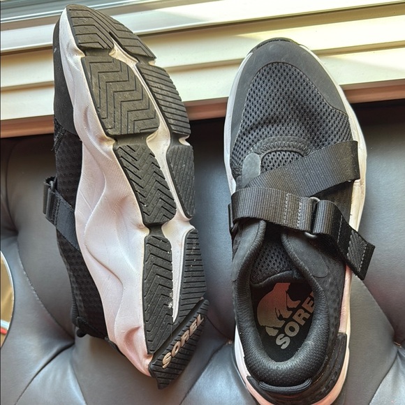 Sorel Black and White Sneakers - Picture 2 of 6